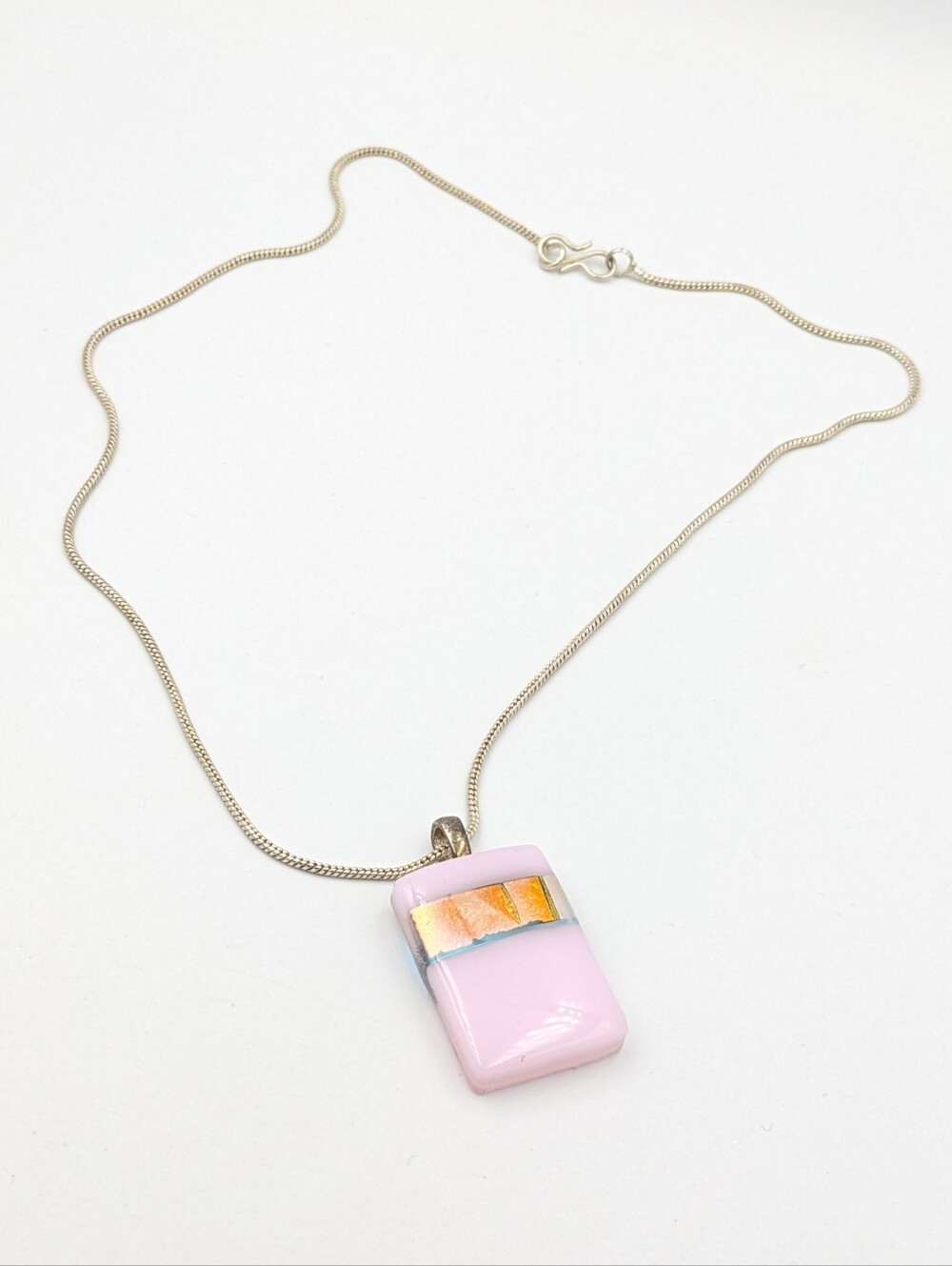 Silver tone pink glass pendant chain necklace